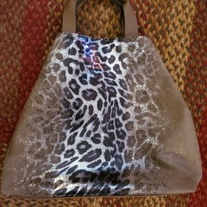 Purse willing to trade